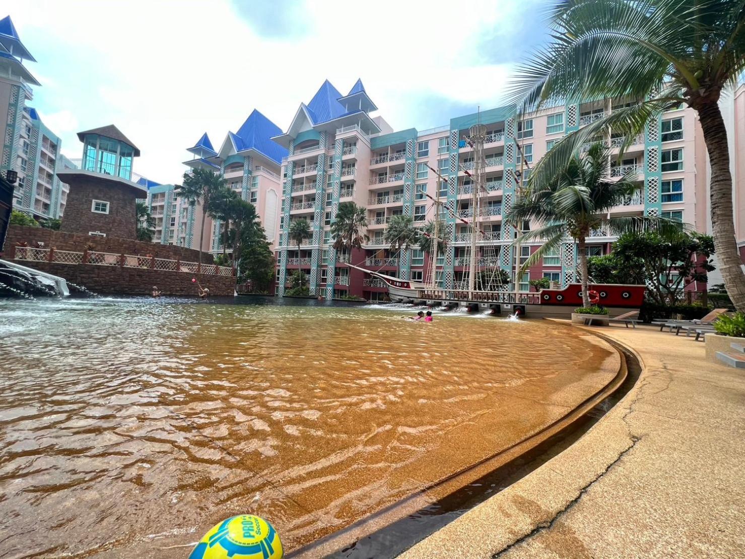 Aparthotel Grande Cariibbean Pattaya By Thita Exterior foto